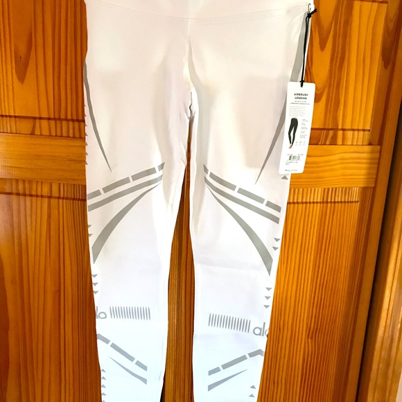 ALO Yoga Pants - Alo Yoga Airbrush reflective Chakra Leggings NWT